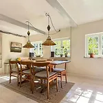 Vakantiehuis Artist's With Field Views On Mon