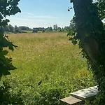 Artist's With Field Views On Mon Vakantiehuis *