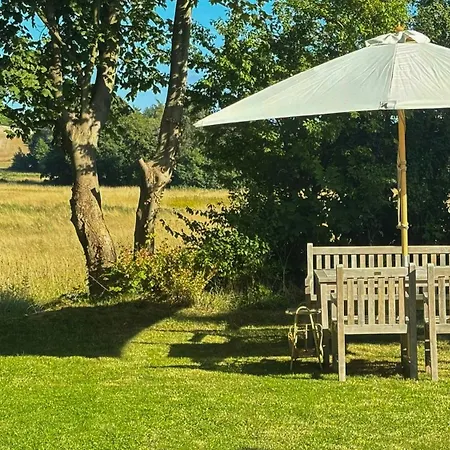 Casa de Férias Artist's With Field Views On Mon *