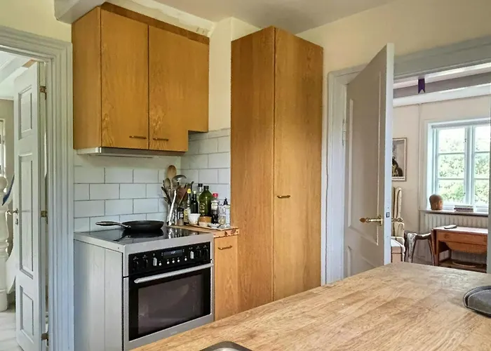 Сasa de vacaciones Artist's With Field Views On Mon